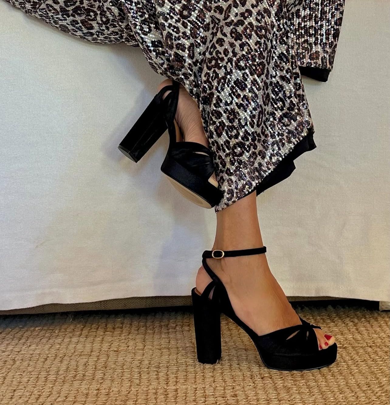 CHARLOTTE SANDALS | BLACK