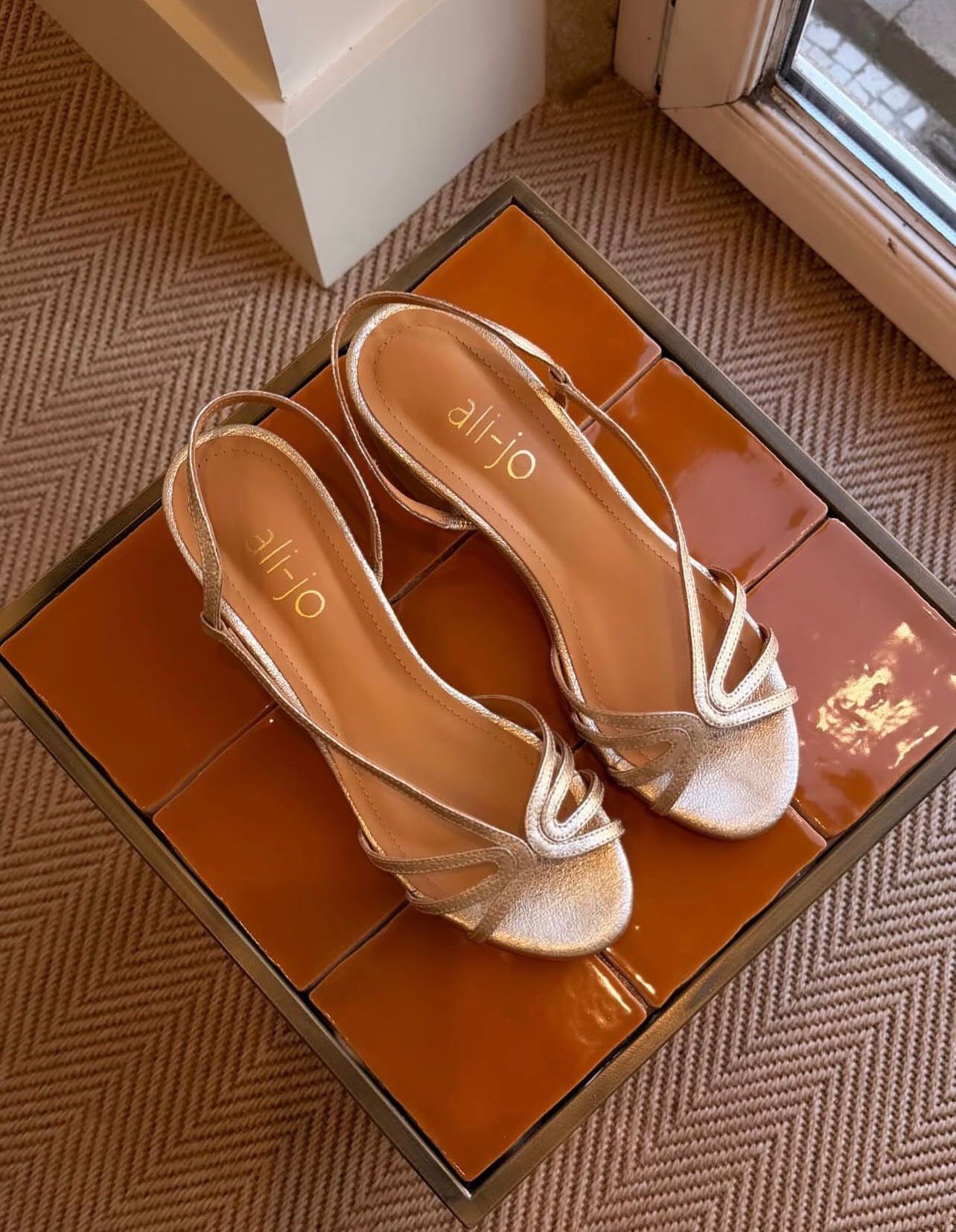VALENTINA | GOLD