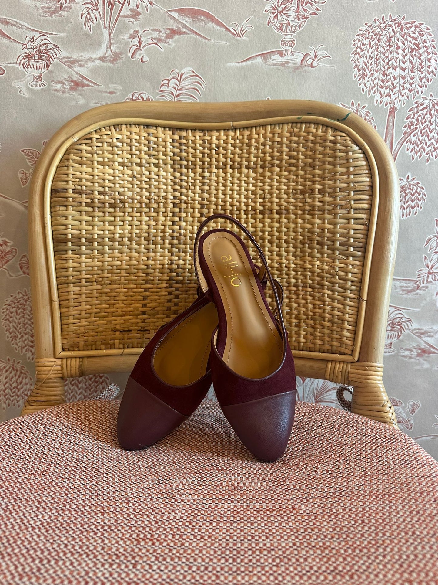 CAPRI SHOES | BURGUNDY